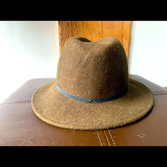 Lovely dark green wool felt hat - Picture 2 of 2